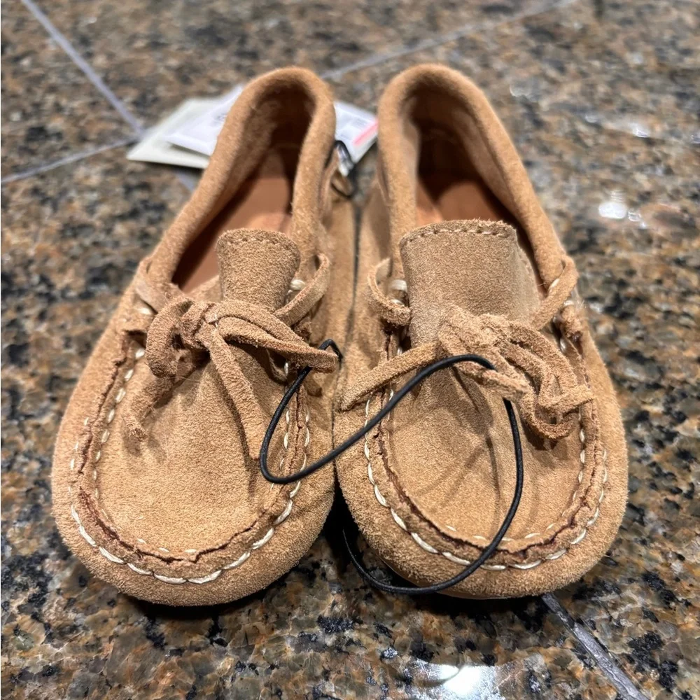 Zara Infant Tan Moccasins with Fringe Details, size 4.